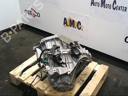 manual-gearbox-renault-megane-iii-hatchback-bz01_-b3_-15-dci-bz09-bz0d-bz1w-bz29-bz14-320103132r-2008-9402506 main image