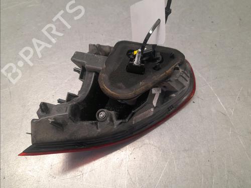 Used Right tailgate light Right tailgate light 32457436 32457436