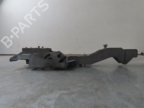 Front left exterior door handle PEUGEOT 5008 (0U_, 0E_) 2.0 HDi 150 / BlueHDi 150 | BP17041940C128 
