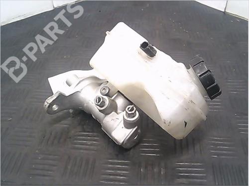 Used Brake master cylinder RENAULT CLIO IV (BH_) 0.9 TCe 90 (BHNF, BHMA, BHMH, BHJK, BHJR) (90 hp) 9403862