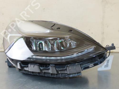 Used Right headlight TESLA MODEL Y (5YJY) EV All-wheel Drive (450 hp) 26404136