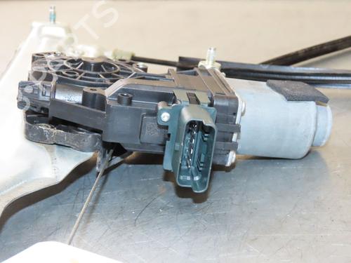 Front right window mechanism RENAULT MEGANE IV Hatchback (B9A/M/N_) 1.5 Blue dCi 115 (B9A6) | BP25451187C23 