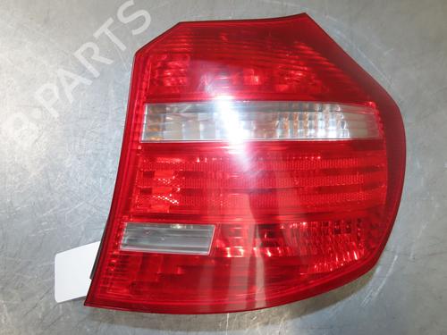 Used Right taillight BMW 1 (E81) 123 d (204 hp) 22848424