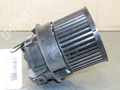 Heater blower motor CITROËN C3 III (SX) 1.2 PureTech 82 | BP32873792M62  - Image 5