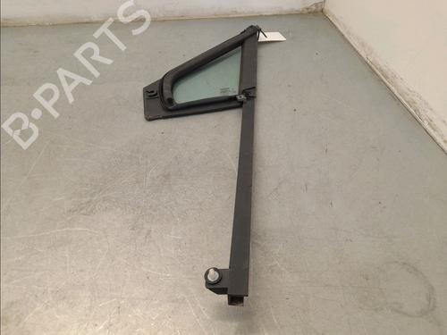 front-right-quarter-glass-renault-clio-iv-bh_-2012-2013-2014-2015-2016-2017-2018-2019-2020-2021-33222604 main image