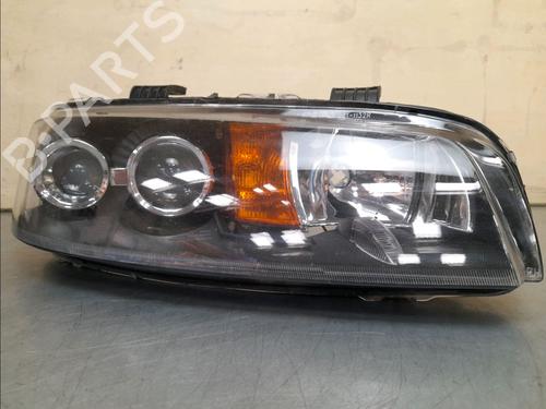 Used Right headlight FIAT PUNTO (176_) [1993-1999]  15740027