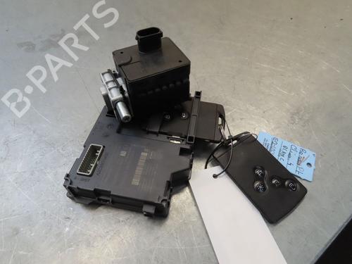 Card reader RENAULT CLIO IV (BH_) 1.2 16V | BP25749883E4