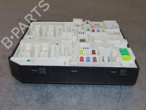 Fuse box RENAULT MEGANE III Hatchback (BZ0/1_, B3_) 1.5 dCi (BZ09, BZ0D, BZ1W, BZ29, BZ14) | BP38056502E1 - Image 4