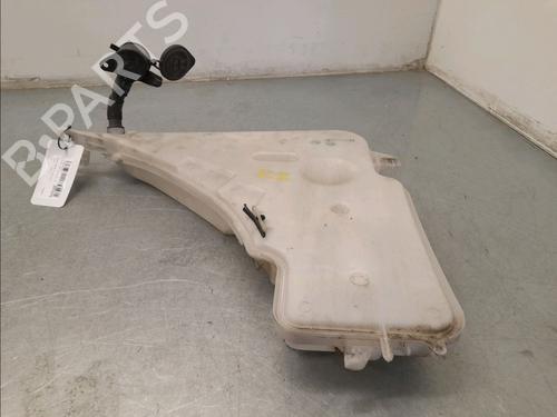 Used Windscreen washer tank Windscreen washer tank BMW 1 (E87) 118 d (143 hp) 33249573 33249573