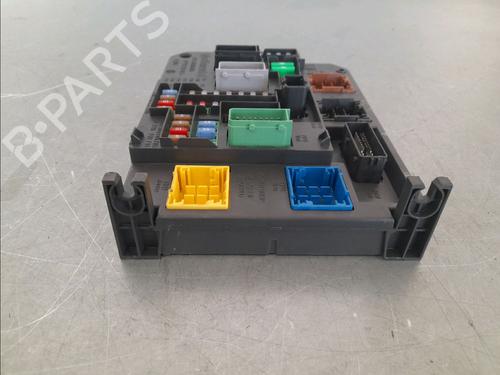 Used Fuse box DS DS 5 (KF_) 1.6 THP 165 (KF5GZT) (165 hp) 30447916