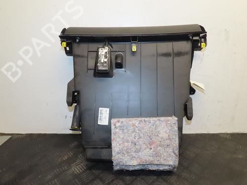 Handskerum RENAULT MEGANE IV Hatchback (B9A/M/N_) 1.5 dCi 110 (B9A3) | BP31575754C95