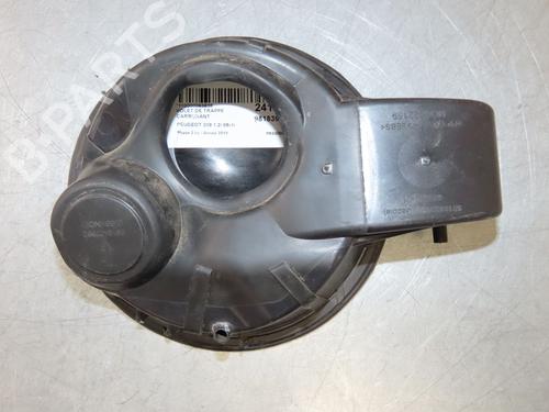 Fuel flap PEUGEOT 208 I (CA_, CC_) 1.2 VTi 68 / PureTech 68 | BP27811940C131 