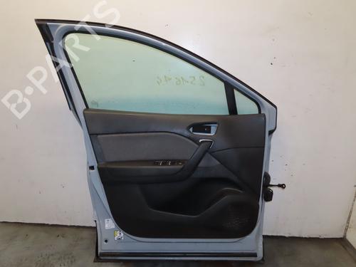 Dør venstre foran RENAULT CAPTUR II (HF_) E-TECH 145 (HFMU) (143 hp) 31155528