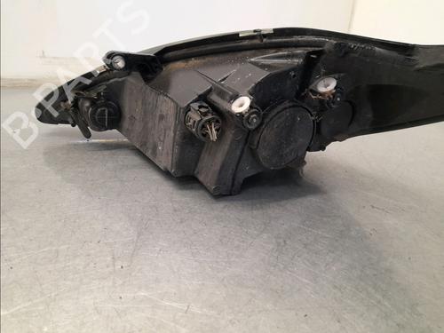 Faro derecho Faro derecho FORD KA (RU8) 1.2 (69 hp) 33744738 33744738