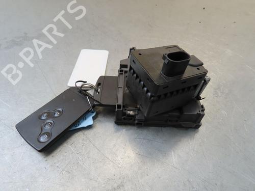 Card reader RENAULT CLIO IV (BH_) 1.2 16V | BP25749883E4