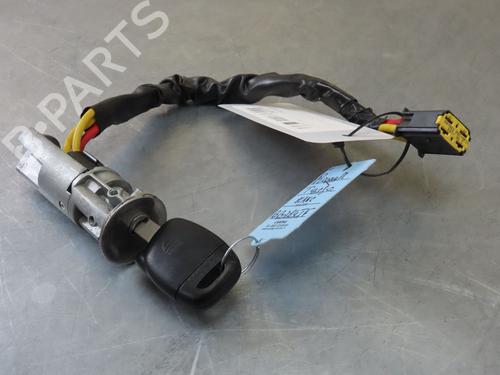 Used Ignition barrel RENAULT TWINGO I (C06_) 1.2 (C066, C068) (58 hp) 22366263