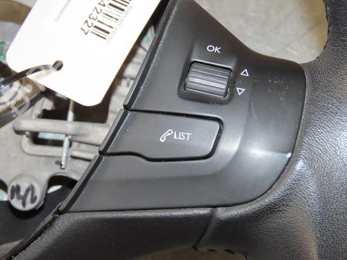 Used Steering wheel PEUGEOT 208 I (CA_, CC_) 1.2 VTI 82 (82 hp) 25885124