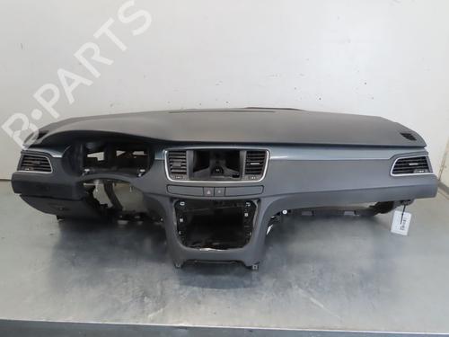 Used Dashboard PEUGEOT 508 I (8D_) 2.0 HDi (140 hp) 18953409