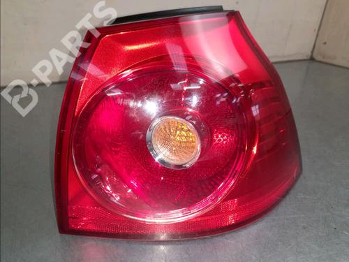 Used Right taillight VW GOLF V (1K1) 1.4 16V (75 hp) 11226825