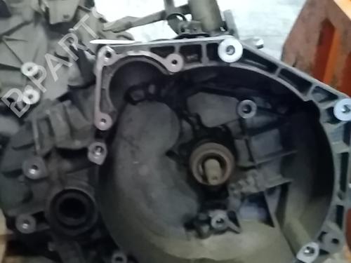 Used Gearbox Gearbox OPEL ZAFIRA / ZAFIRA FAMILY B (A05) 1.9 CDTI (M75) (120 hp) 23158045 23158045