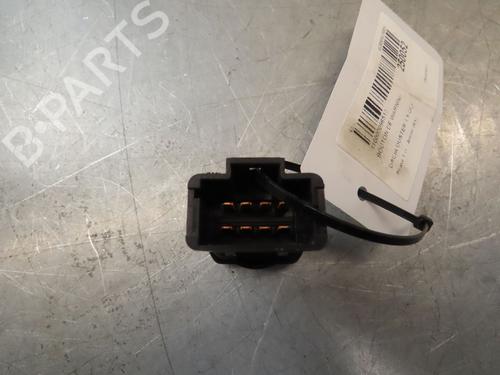 Advarselsbryter DACIA DUSTER (HS_) 1.5 dCi (HSMC) (107 hp) 25207923