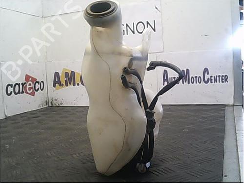 Used Windscreen washer tank PEUGEOT 208 I (CA_, CC_) 1.0 VTi (68 hp) 9406716