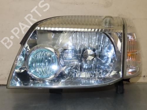 Used Left headlight NISSAN X-TRAIL I (T30) 2.2 dCi 4x4 (136 hp) 17085451