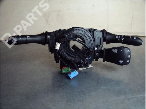 Used Steering column stalk RENAULT KADJAR (HA_, HL_) 1.6 dCi 130 4x4 (HLA4) (130 hp) 10939154
