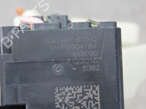 Fuse box SEAT LEON (5F1) 1.2 TSI | BP38737092E1 - Image 2