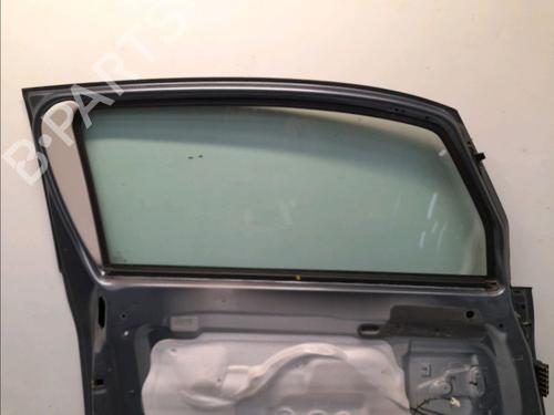 left-front-door-peugeot-1007-km_-16-16v-9002v9-2005-15685364 main image