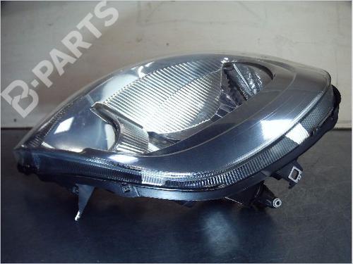 Right headlight NISSAN PRIMASTAR Van (X83) 2.0 dCi 115 | BP10990373C29 