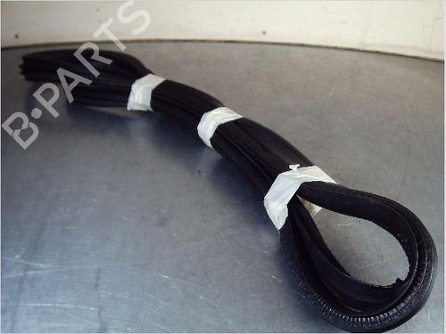 Rubber door seal RENAULT CLIO V (B7_) 1.0 TCe 100 (B7MT) | BP14857438C142 