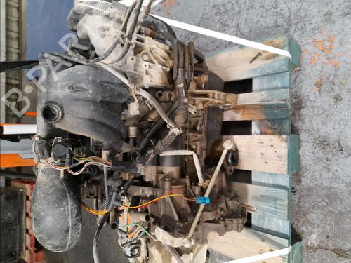 Motor PEUGEOT 206 Hatchback (2A/C) 1.1 i (60 hp) 26303322