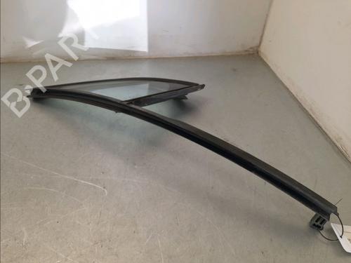 front-right-quarter-glass-citroen-c3-ii-sc_-2009-32223064 main image