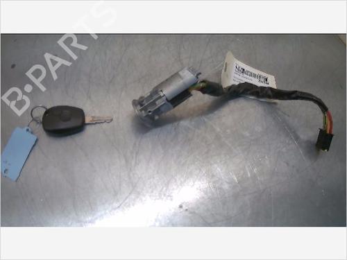 Used Ignition barrel DACIA LOGAN MCV (KS_) 1.5 dCi (KS0W) (86 hp) 9408668