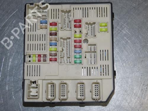 Used Fuse box RENAULT MEGANE III Hatchback (BZ0/1_, B3_) 1.5 dCi (BZ09, BZ0D, BZ1W, BZ29, BZ14) (110 hp) 16832538