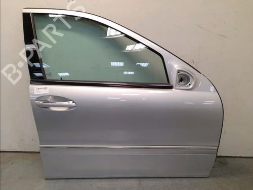 Used Right front door MERCEDES-BENZ C-CLASS (W203) C 220 CDI (203.006, 203.008) (143 hp) 16537700