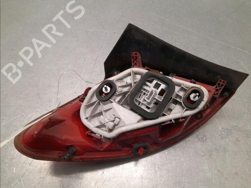 right-taillight-opel-meriva-b-mpv-s10-2010-2011-2012-2013-2014-2015-2016-2017-32223086 main image