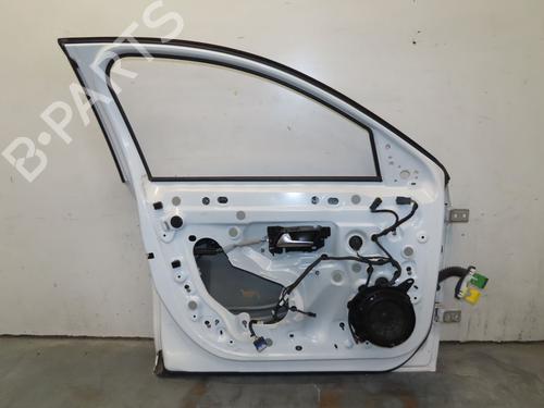 Used Left front door OPEL CORSA F (P2JO) 1.5 (68) (102 hp) 29196556