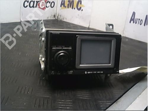 Used Radio TOYOTA YARIS (_P9_) 1.4 D-4D (NLP90_, NLP90R) (90 hp) 9405843