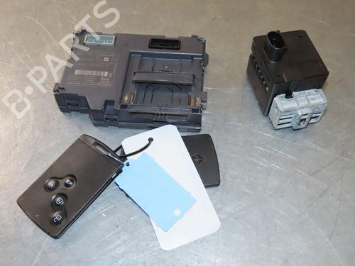 Card reader RENAULT CAPTUR I (J5_, H5_) 1.5 dCi 90 (J5N4, J5M5, J5MW, J5M6, J5AL, J5AJ) | BP22848033E4