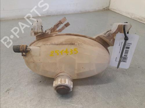 Used Expansion tank Expansion tank RENAULT MASTER II Platform/Chassis (ED/HD/UD) 3.0 dCi 140 (ED0S, UD0S, HD0S) (136 hp) 33633124 33633124