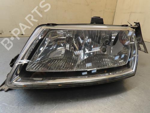 Left headlight SAAB 9-5 (YS3E) 3.0 TiD | BP25126632C28 