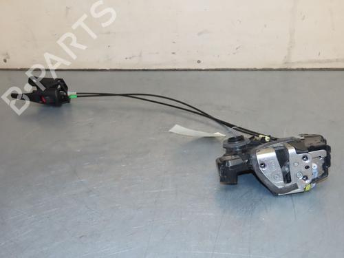 Cerradura puerta delantera derecha TOYOTA IQ (_J1_) 1.0 (KGJ10_) (68 hp) 16740215