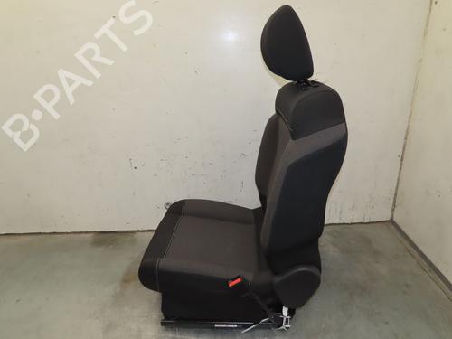 Right front seat CITROËN C3 III (SX) 1.2 THP 110 (SXHNPS, SXHNZT, SXHNZ6) | BP29622389C16 