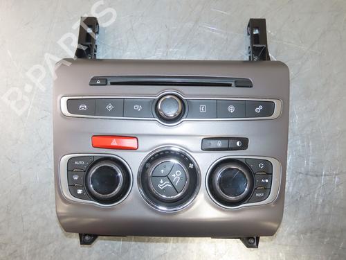 Used Climate control Climate control 38475908 38475908