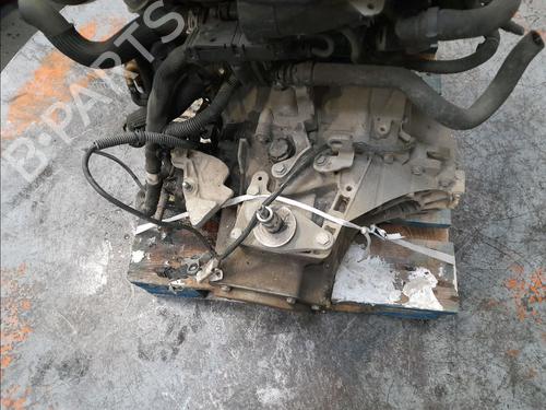 Cambio PEUGEOT 3008 I MPV (0U_) 1.6 HDi (112 hp) 32354568