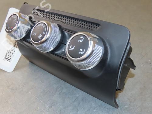 climate-control-audi-a1-sportback-8xa-8xf-2011-2012-2013-2014-2015-2016-2017-2018-2019-24707087 main image