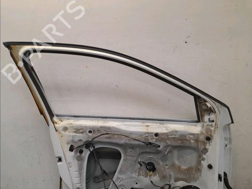 Dør venstre fortil VW TAIGO (CS1) 1.5 TSI (150 hp) 28082536