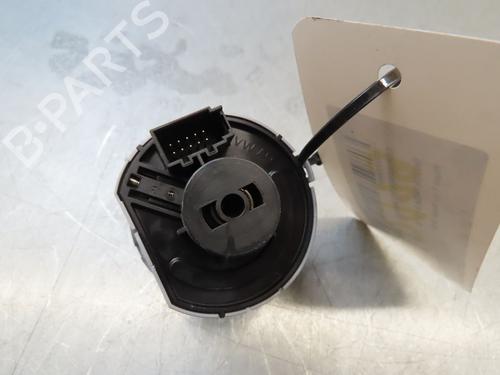 Used Headlight switch SKODA FABIA III (NJ3) 1.2 TSI (90 hp) 25777629
